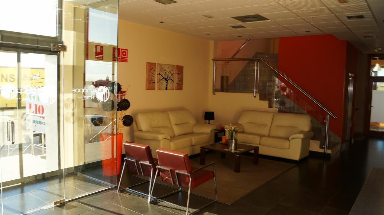 Hotel Area De Servicio Los Chopos Villaherreros Eksteriør billede
